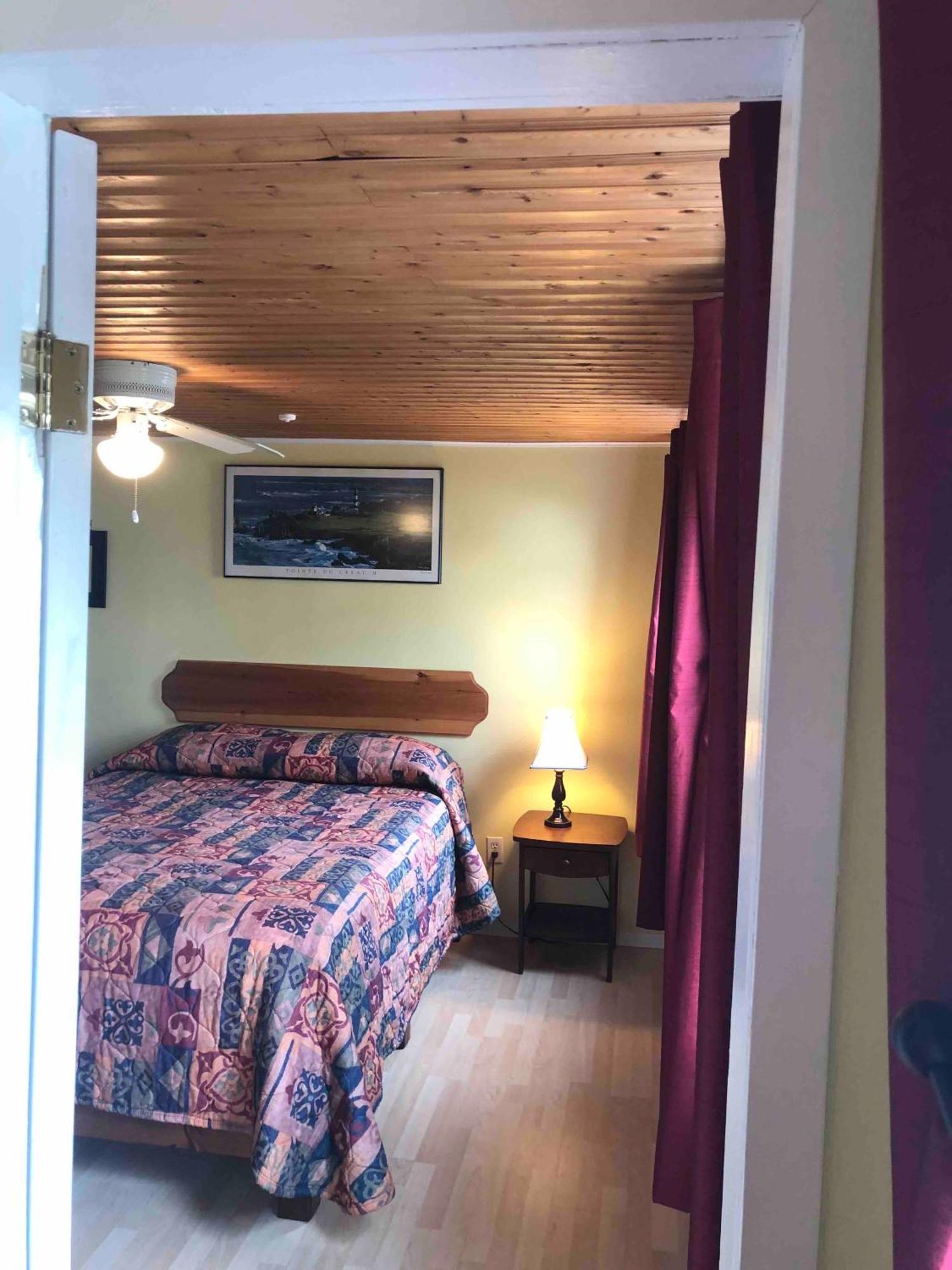 Lakelawn B&B And Motel Ярмут Екстер'єр фото